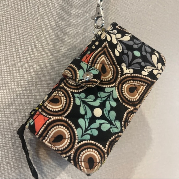Vera Bradley Push Lock Wristlet Wallet  in "Lola" Pattern Zipper Nice - Picture 9 of 11